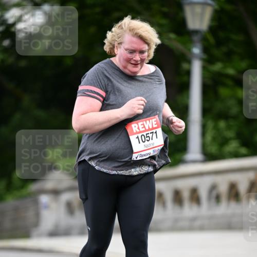 08.06.2024 - REWE Women's Run Dr. Thomas Lammeyer http://msf.ph/oto/6254090 09.06.2024 09:59:28 Laufen 10571 meine-sportfotos.de