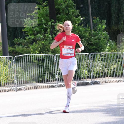 08.06.2024 - REWE Women's Run Strokosch-Dieckow http://msf.ph/oto/6256571 09.06.2024 09:36:43 Laufen 10014 meine-sportfotos.de