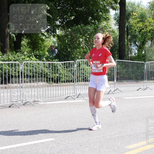 08.06.2024 - REWE Women's Run Strokosch-Dieckow http://msf.ph/oto/6256580 09.06.2024 09:36:46 Laufen 10 meine-sportfotos.de