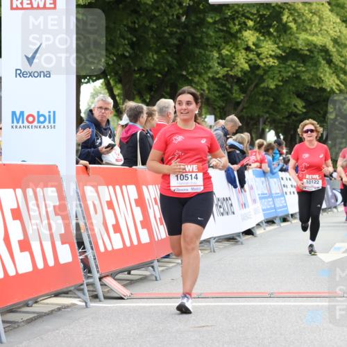 08.06.2024 - REWE Women's Run Strokosch-Dieckow http://msf.ph/oto/6256588 09.06.2024 10:07:57 Ziel 10122, 10293, 10378, 10382, 10435, 10514, 10541, 10569 meine-sportfotos.de