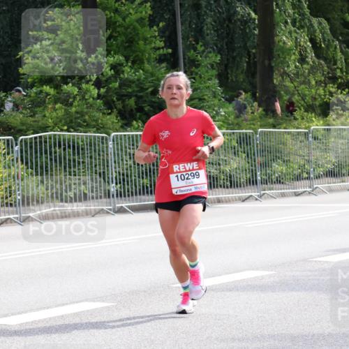 08.06.2024 - REWE Women's Run Strokosch-Dieckow http://msf.ph/oto/6256617 09.06.2024 09:40:37 Laufen 10299 meine-sportfotos.de