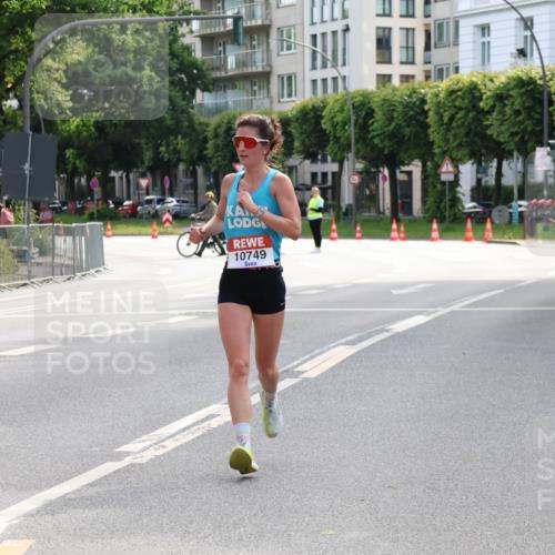 08.06.2024 - REWE Women's Run Strokosch-Dieckow http://msf.ph/oto/6256636 09.06.2024 09:40:47 Laufen 10700, 10749 meine-sportfotos.de