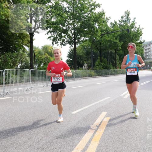 08.06.2024 - REWE Women's Run Strokosch-Dieckow http://msf.ph/oto/6256649 09.06.2024 09:40:49 Laufen 10700, 10749 meine-sportfotos.de