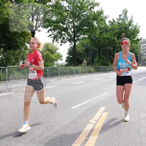 08.06.2024 - REWE Women's Run Strokosch-Dieckow http://msf.ph/oto/6256652 09.06.2024 09:40:49 Laufen 700, 0749 meine-sportfotos.de