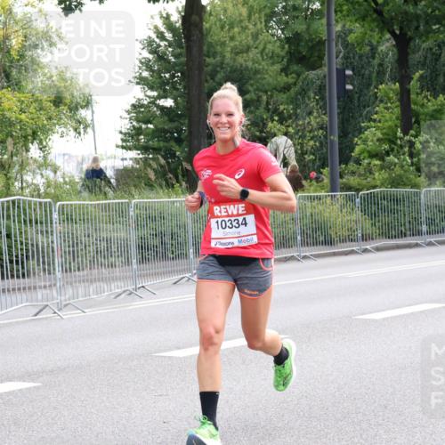 08.06.2024 - REWE Women's Run Strokosch-Dieckow http://msf.ph/oto/6256659 09.06.2024 09:42:03 Laufen 10334 meine-sportfotos.de