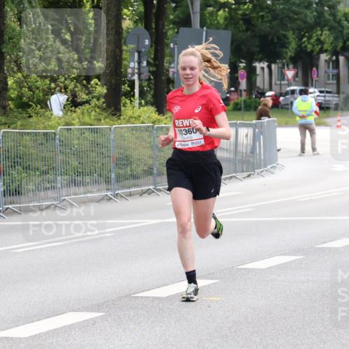 08.06.2024 - REWE Women's Run Strokosch-Dieckow http://msf.ph/oto/6256671 09.06.2024 09:42:42 Laufen 10360 meine-sportfotos.de