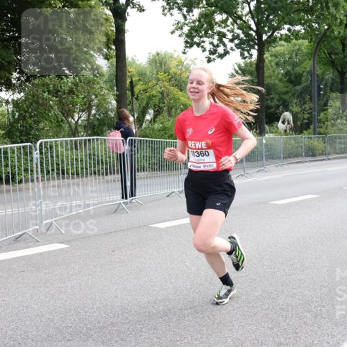 08.06.2024 - REWE Women's Run Strokosch-Dieckow http://msf.ph/oto/6256678 09.06.2024 09:42:46 Laufen 10360 meine-sportfotos.de