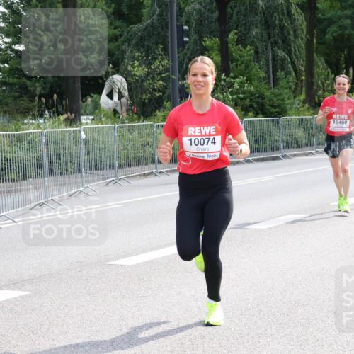 08.06.2024 - REWE Women's Run Strokosch-Dieckow http://msf.ph/oto/6256687 09.06.2024 09:42:53 Laufen 10074, 10460 meine-sportfotos.de