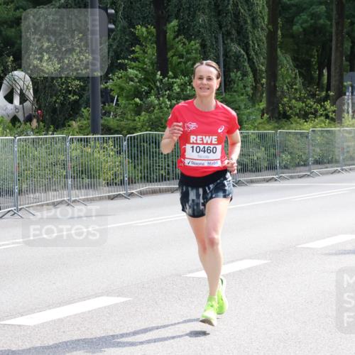 08.06.2024 - REWE Women's Run Strokosch-Dieckow http://msf.ph/oto/6256692 09.06.2024 09:42:55 Laufen 10460 meine-sportfotos.de