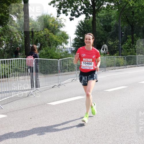 08.06.2024 - REWE Women's Run Strokosch-Dieckow http://msf.ph/oto/6256700 09.06.2024 09:42:56 Laufen 10460 meine-sportfotos.de