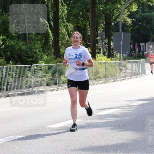 08.06.2024 - REWE Women's Run Strokosch-Dieckow http://msf.ph/oto/6256715 09.06.2024 09:43:16 Laufen 224, 25 meine-sportfotos.de