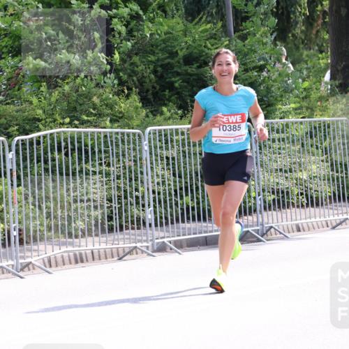 08.06.2024 - REWE Women's Run Strokosch-Dieckow http://msf.ph/oto/6256748 09.06.2024 09:43:38 Laufen 10385 meine-sportfotos.de