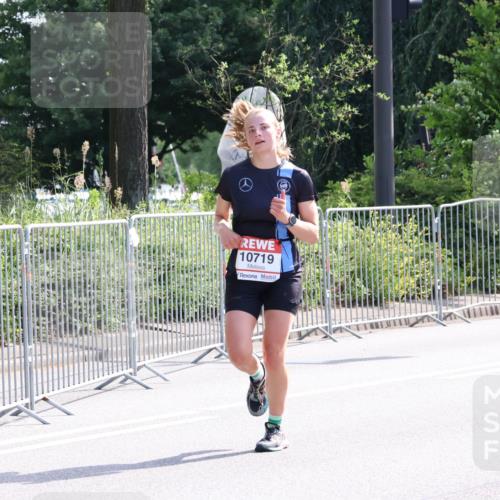 08.06.2024 - REWE Women's Run Strokosch-Dieckow http://msf.ph/oto/6256805 09.06.2024 09:44:32 Laufen 20, 10719 meine-sportfotos.de