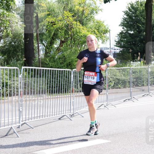 08.06.2024 - REWE Women's Run Strokosch-Dieckow http://msf.ph/oto/6256809 09.06.2024 09:44:34 Laufen 10719 meine-sportfotos.de
