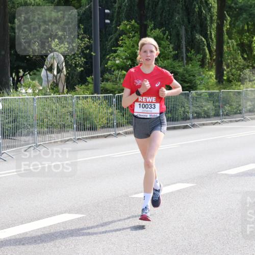 08.06.2024 - REWE Women's Run Strokosch-Dieckow http://msf.ph/oto/6256833 09.06.2024 09:45:01 Laufen 10033 meine-sportfotos.de