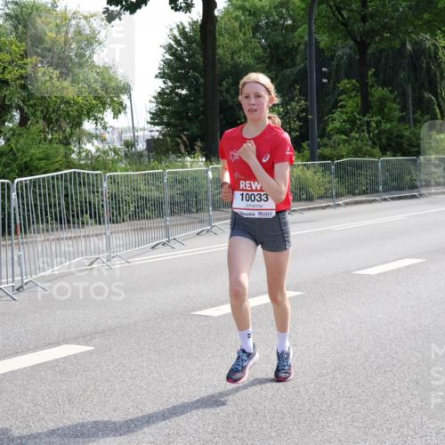 08.06.2024 - REWE Women's Run Strokosch-Dieckow http://msf.ph/oto/6256835 09.06.2024 09:45:02 Laufen 10033 meine-sportfotos.de