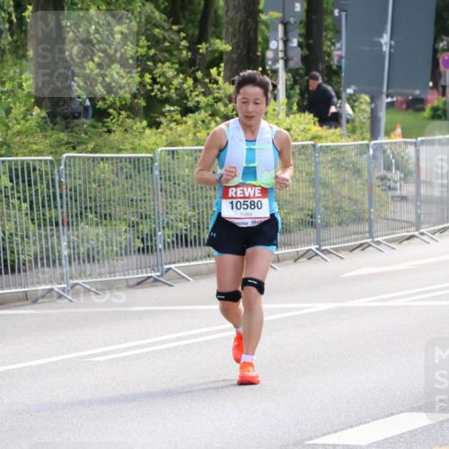 08.06.2024 - REWE Women's Run Strokosch-Dieckow http://msf.ph/oto/6256865 09.06.2024 09:45:25 Laufen 10580 meine-sportfotos.de