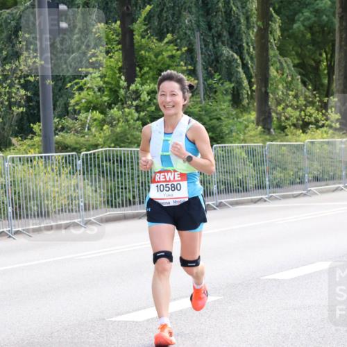 08.06.2024 - REWE Women's Run Strokosch-Dieckow http://msf.ph/oto/6256869 09.06.2024 09:45:28 Laufen 10580, 10598 meine-sportfotos.de