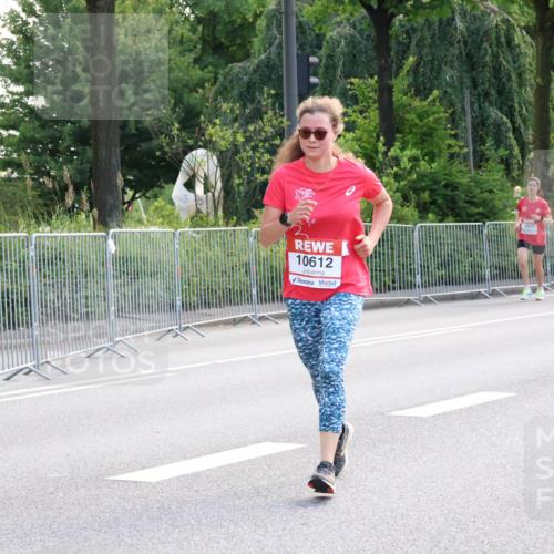 08.06.2024 - REWE Women's Run Strokosch-Dieckow http://msf.ph/oto/6256908 09.06.2024 09:45:54 Laufen 10612, 10415, 10322 meine-sportfotos.de