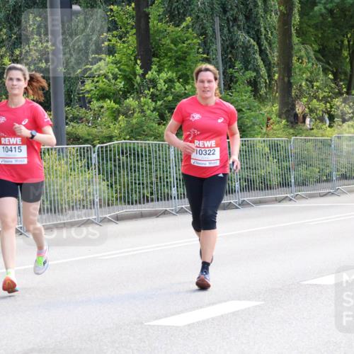 08.06.2024 - REWE Women's Run Strokosch-Dieckow http://msf.ph/oto/6256916 09.06.2024 09:45:59 Laufen 10415, 10322 meine-sportfotos.de