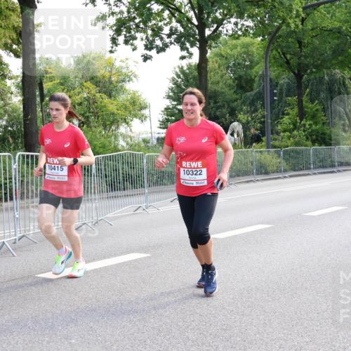 08.06.2024 - REWE Women's Run Strokosch-Dieckow http://msf.ph/oto/6256924 09.06.2024 09:46:01 Laufen 10415, 10322 meine-sportfotos.de