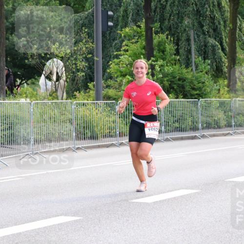 08.06.2024 - REWE Women's Run Strokosch-Dieckow http://msf.ph/oto/6256978 09.06.2024 09:46:38 Laufen 10522 meine-sportfotos.de