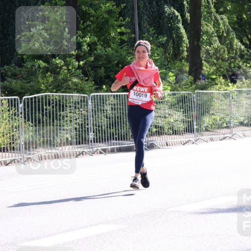 08.06.2024 - REWE Women's Run Strokosch-Dieckow http://msf.ph/oto/6257006 09.06.2024 09:47:16 Laufen 10019 meine-sportfotos.de