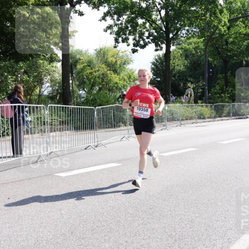 08.06.2024 - REWE Women's Run Strokosch-Dieckow http://msf.ph/oto/6257027 09.06.2024 09:47:27 Laufen 10358 meine-sportfotos.de
