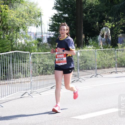 08.06.2024 - REWE Women's Run Strokosch-Dieckow http://msf.ph/oto/6257037 09.06.2024 09:47:47 Laufen 10485, 5496 meine-sportfotos.de