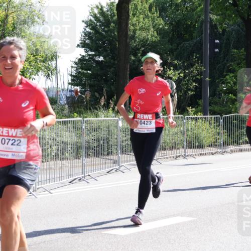 08.06.2024 - REWE Women's Run Strokosch-Dieckow http://msf.ph/oto/6257117 09.06.2024 09:48:40 Laufen 10722, 0423, 10200 meine-sportfotos.de