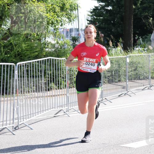 08.06.2024 - REWE Women's Run Strokosch-Dieckow http://msf.ph/oto/6257161 09.06.2024 09:49:02 Laufen 0240 meine-sportfotos.de