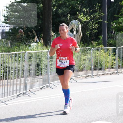 08.06.2024 - REWE Women's Run Strokosch-Dieckow http://msf.ph/oto/6257199 09.06.2024 09:49:17 Laufen 10776 meine-sportfotos.de