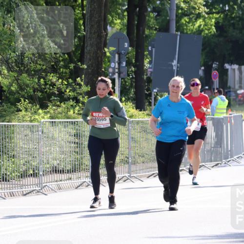 08.06.2024 - REWE Women's Run Strokosch-Dieckow http://msf.ph/oto/6257207 09.06.2024 09:49:26 Laufen 10095, 4, 100 meine-sportfotos.de