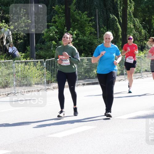 08.06.2024 - REWE Women's Run Strokosch-Dieckow http://msf.ph/oto/6257212 09.06.2024 09:49:30 Laufen 0095, 10250, 10072, 10664 meine-sportfotos.de