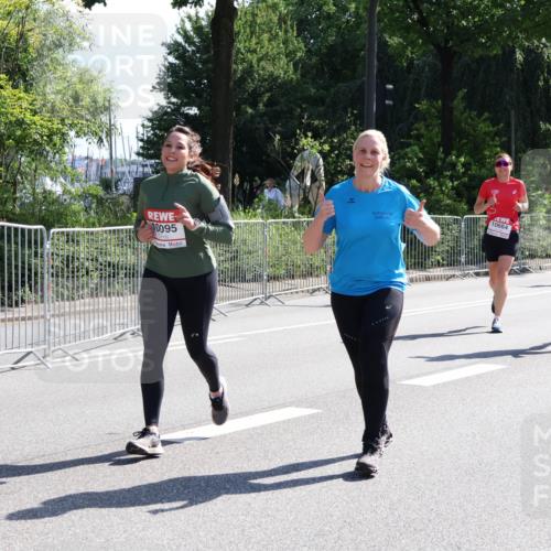 08.06.2024 - REWE Women's Run Strokosch-Dieckow http://msf.ph/oto/6257218 09.06.2024 09:49:33 Laufen 10095, 10664, 0072 meine-sportfotos.de