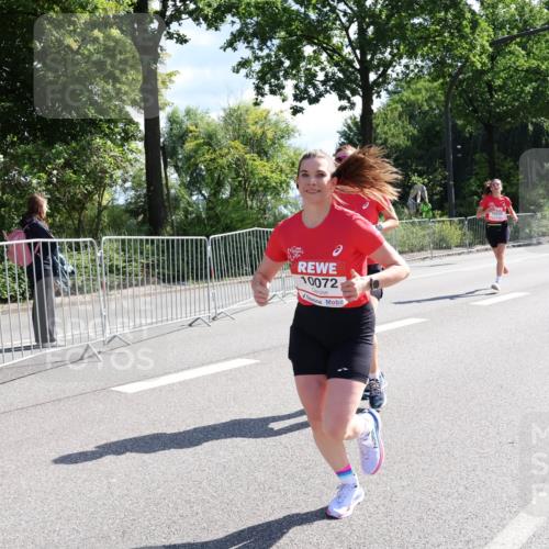 08.06.2024 - REWE Women's Run Strokosch-Dieckow http://msf.ph/oto/6257232 09.06.2024 09:49:36 Laufen 10072 meine-sportfotos.de