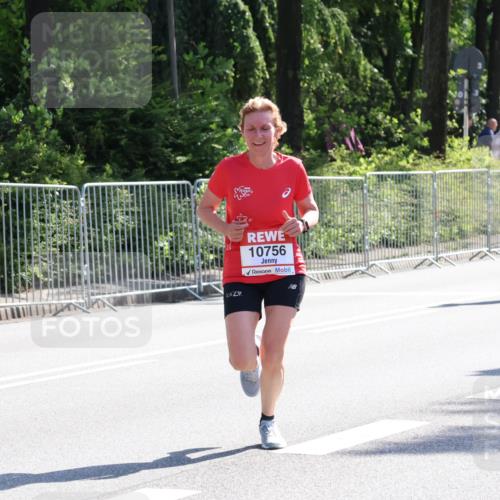 08.06.2024 - REWE Women's Run Strokosch-Dieckow http://msf.ph/oto/6257246 09.06.2024 09:49:45 Laufen 10756, 10723 meine-sportfotos.de