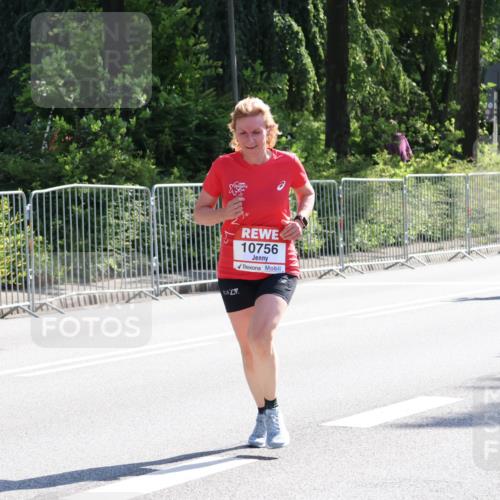 08.06.2024 - REWE Women's Run Strokosch-Dieckow http://msf.ph/oto/6257248 09.06.2024 09:49:45 Laufen 10756, 10723 meine-sportfotos.de