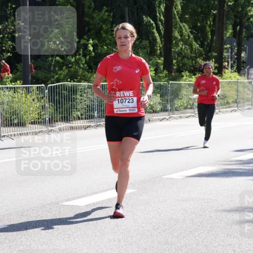 08.06.2024 - REWE Women's Run Strokosch-Dieckow http://msf.ph/oto/6257264 09.06.2024 09:49:50 Laufen 10723 meine-sportfotos.de