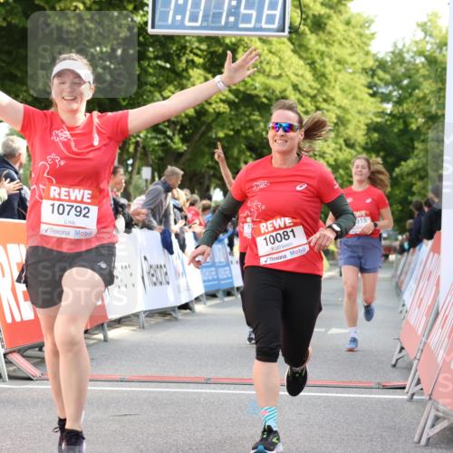 08.06.2024 - REWE Women's Run Strokosch-Dieckow http://msf.ph/oto/6257281 09.06.2024 10:08:28 Ziel 10081, 10110, 10142, 10315, 10324, 10685, 10710, 10792 meine-sportfotos.de
