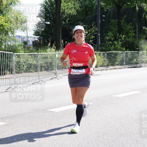 08.06.2024 - REWE Women's Run Strokosch-Dieckow http://msf.ph/oto/6257292 09.06.2024 09:49:59 Laufen  meine-sportfotos.de