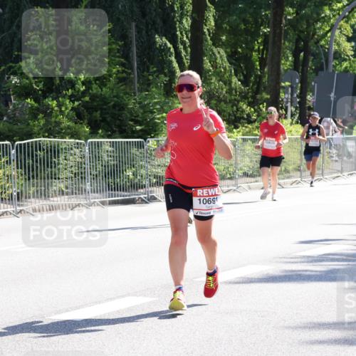 08.06.2024 - REWE Women's Run Strokosch-Dieckow http://msf.ph/oto/6257310 09.06.2024 09:50:07 Laufen 10691, 10625 meine-sportfotos.de