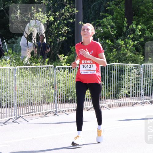 08.06.2024 - REWE Women's Run Strokosch-Dieckow http://msf.ph/oto/6257317 09.06.2024 09:50:09 Laufen 10137, 10625 meine-sportfotos.de