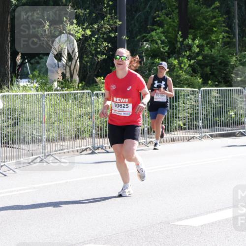 08.06.2024 - REWE Women's Run Strokosch-Dieckow http://msf.ph/oto/6257323 09.06.2024 09:50:12 Laufen 10625, 10104, 10769 meine-sportfotos.de