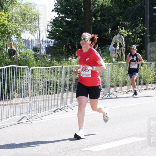 08.06.2024 - REWE Women's Run Strokosch-Dieckow http://msf.ph/oto/6257328 09.06.2024 09:50:13 Laufen 0625, 10104 meine-sportfotos.de