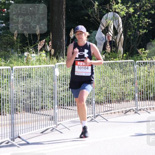 08.06.2024 - REWE Women's Run Strokosch-Dieckow http://msf.ph/oto/6257330 09.06.2024 09:50:15 Laufen 10104 meine-sportfotos.de