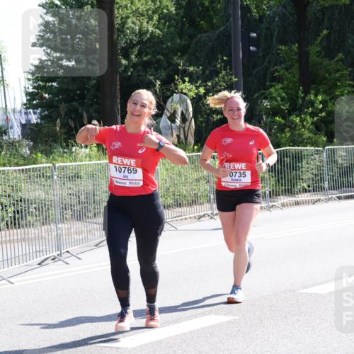 08.06.2024 - REWE Women's Run Strokosch-Dieckow http://msf.ph/oto/6257344 09.06.2024 09:50:17 Laufen 10769, 0735 meine-sportfotos.de