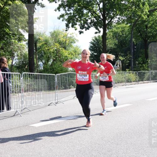 08.06.2024 - REWE Women's Run Strokosch-Dieckow http://msf.ph/oto/6257348 09.06.2024 09:50:18 Laufen 10104, 10769, 10735 meine-sportfotos.de