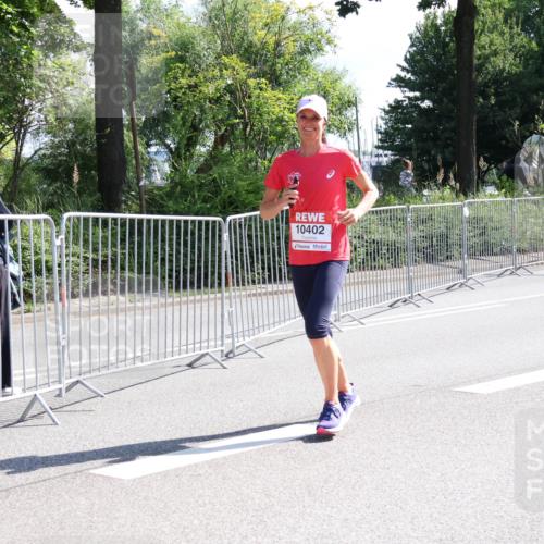 08.06.2024 - REWE Women's Run Strokosch-Dieckow http://msf.ph/oto/6257370 09.06.2024 09:50:27 Laufen 10402 meine-sportfotos.de