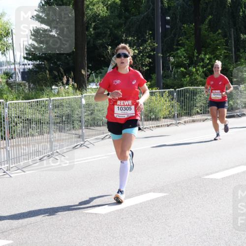 08.06.2024 - REWE Women's Run Strokosch-Dieckow http://msf.ph/oto/6257377 09.06.2024 09:50:30 Laufen 10305, 10103, 10445 meine-sportfotos.de